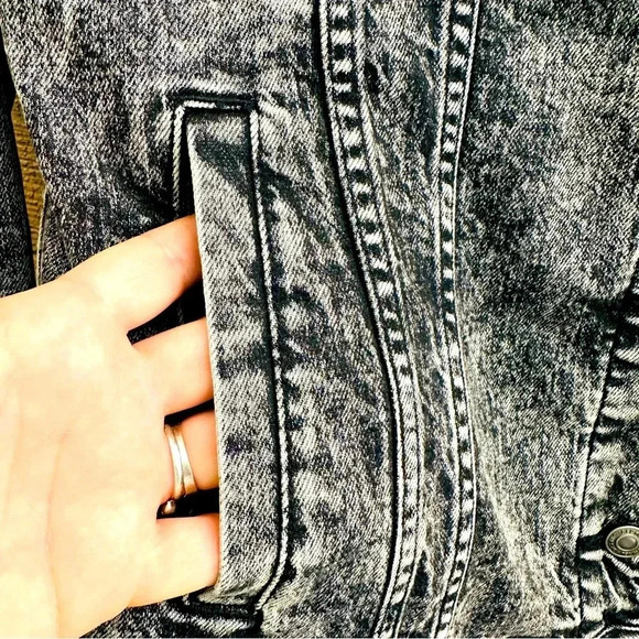 Michael Micheal Kors Ladies Acid-Wash Denim Jacket - Picture 7 of 12